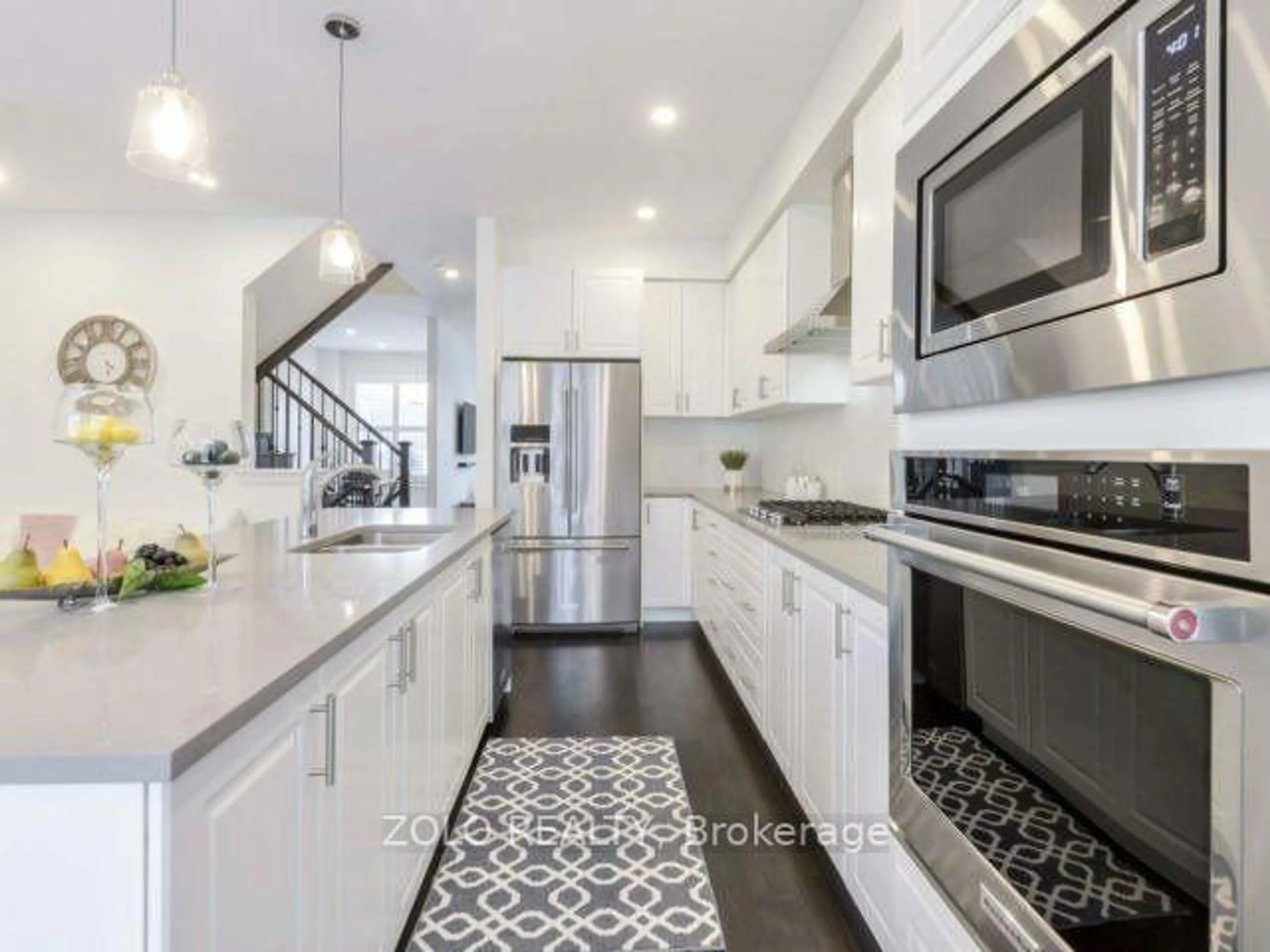 Contemporary kitchen, ceramic/tile floor for 10 Brushwood Dr, Brampton Ontario L6Y 6G5