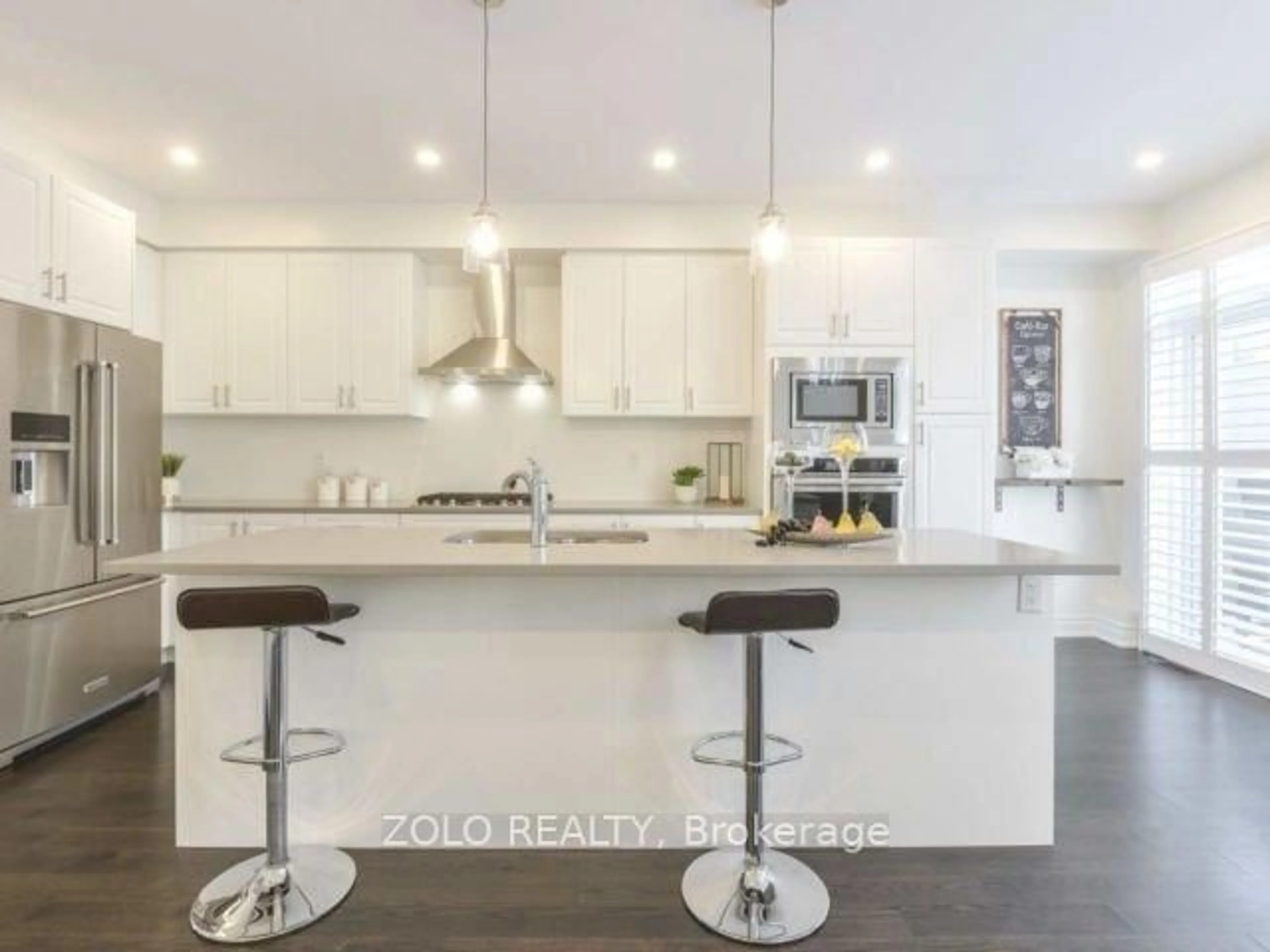 Open concept kitchen, unknown for 10 Brushwood Dr, Brampton Ontario L6Y 6G5