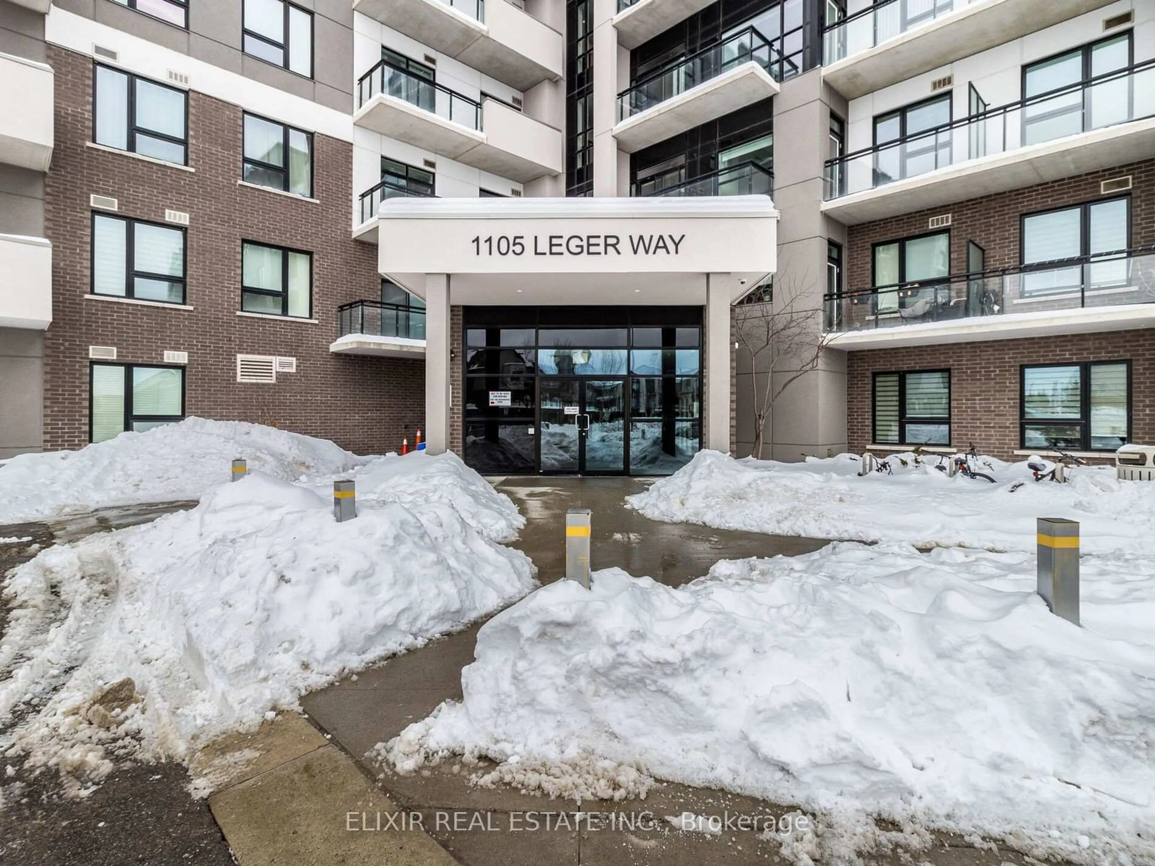 Indoor foyer for 1105 Leger Way #129, Milton Ontario L9E 1K7