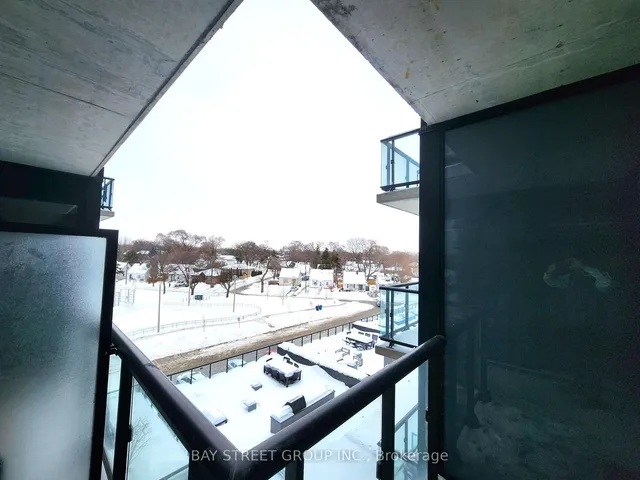Additional property image - 7 Smith Cres Unit 401