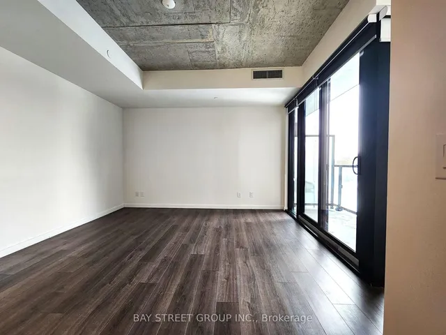 Additional property image - 7 Smith Cres Unit 401