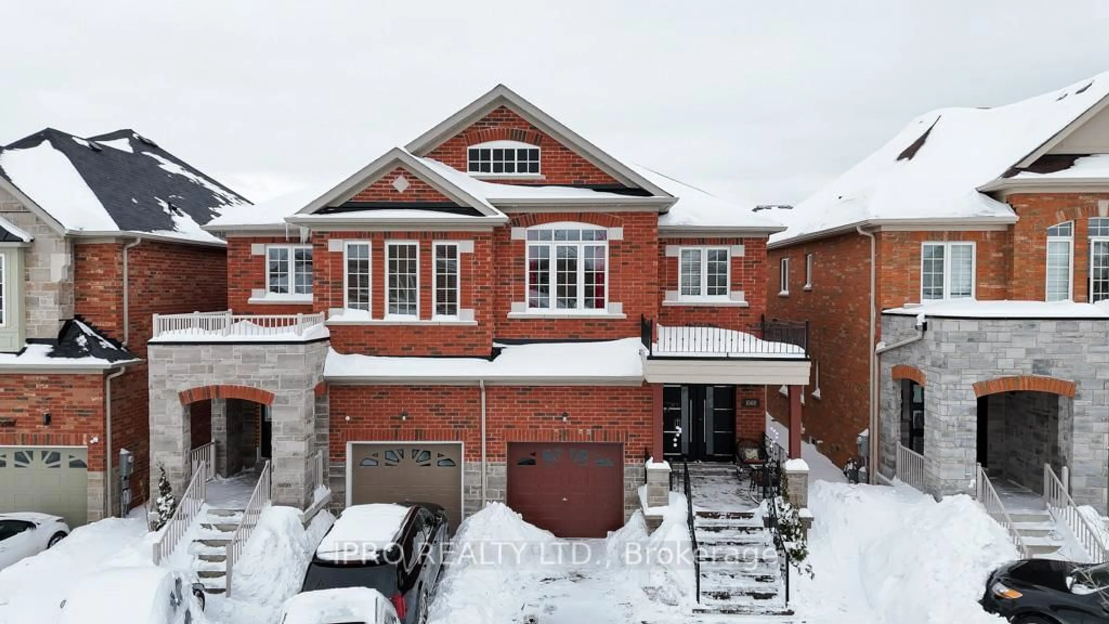 A pic from outside/outdoor area/front of a property/back of a property/a pic from drone, street for 1068 Job Cres, Milton Ontario L9T 7V1