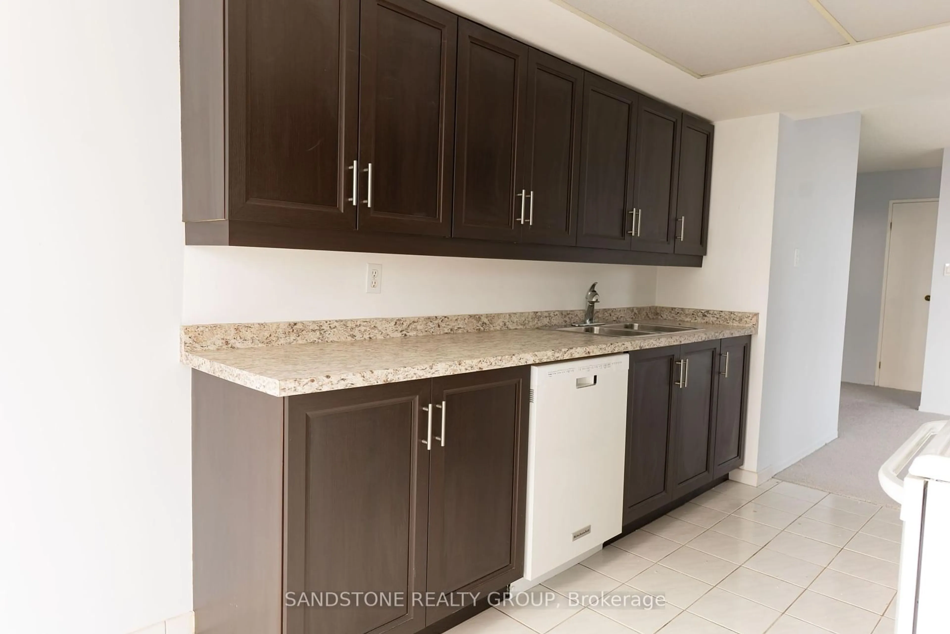 Standard kitchen, ceramic/tile floor for 3 Rowntree Rd #601, Toronto Ontario M9V 5G8