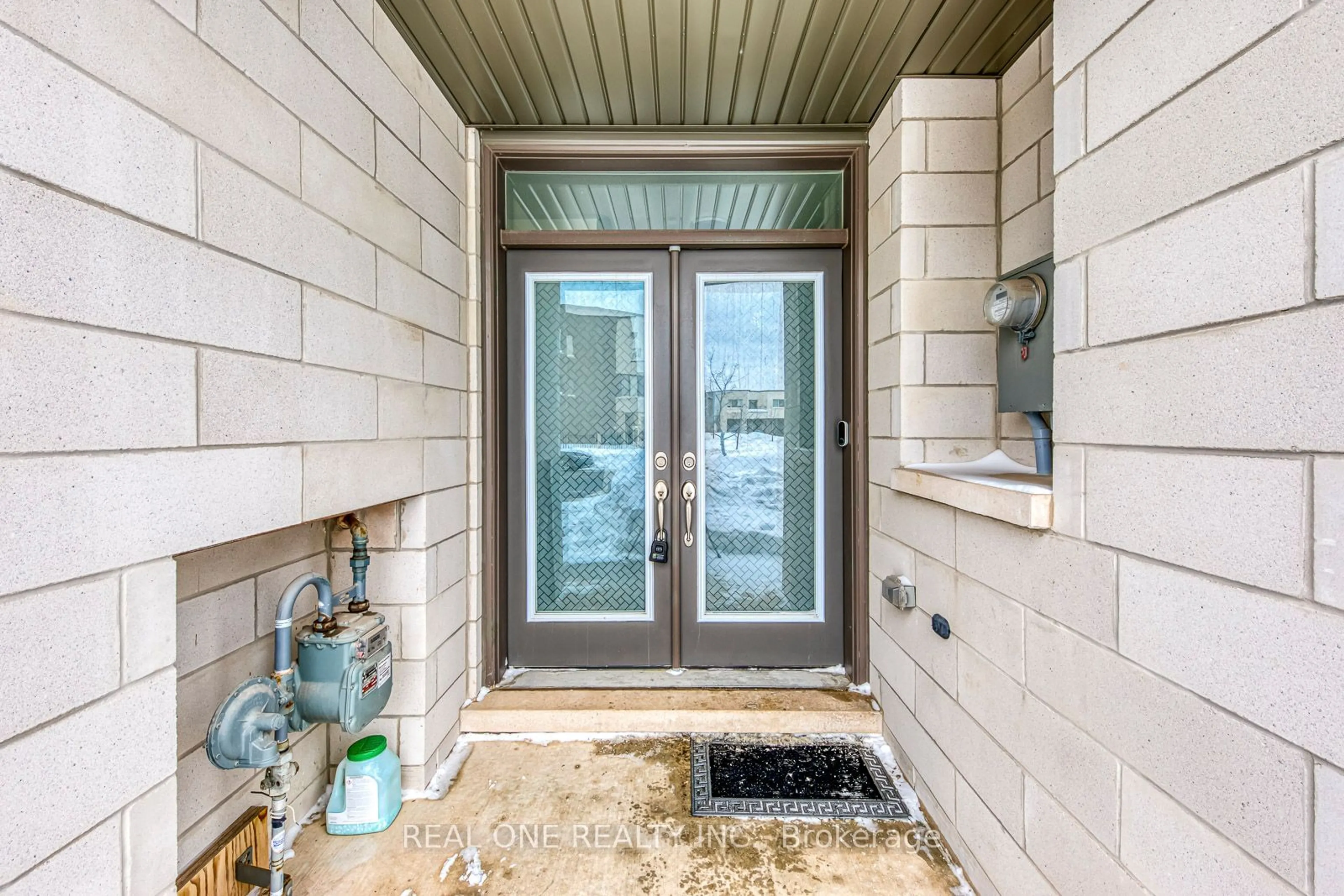 Indoor entryway for 3118 Ernest Appelbe Blvd, Oakville Ontario L6H 0M8