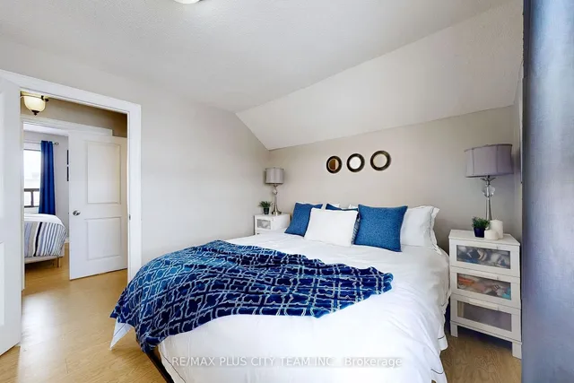 Additional property image - 8 Hatherley Rd