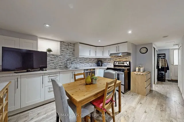 Additional property image - 8 Hatherley Rd