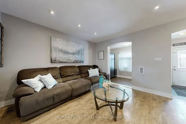 Additional property image - 8 Hatherley Rd