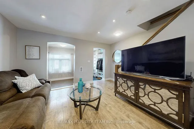 Additional property image - 8 Hatherley Rd