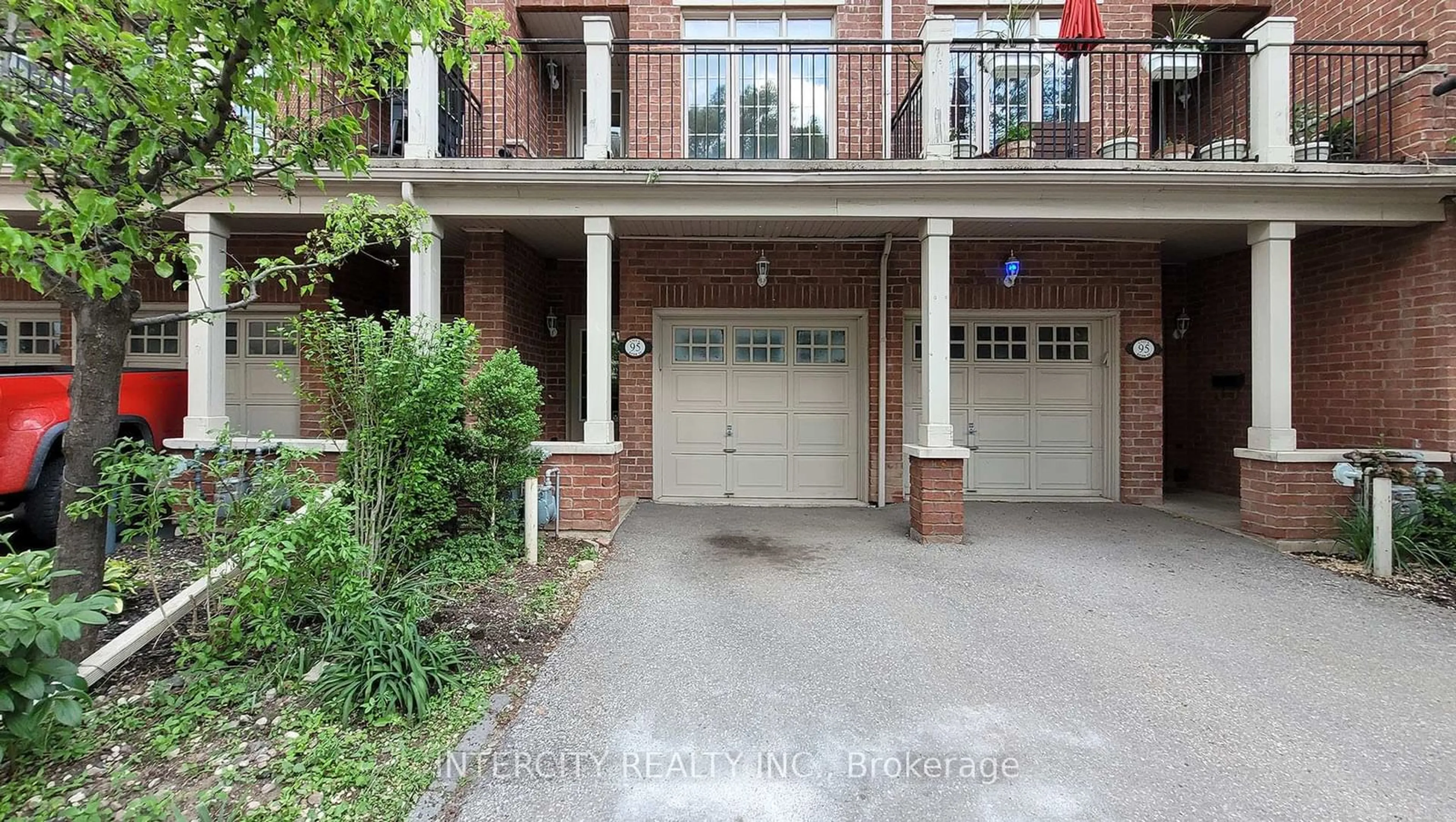 Unknown for 86 Lakeshore Rd, Oakville Ontario L6K 3A2