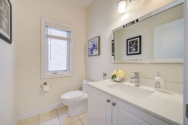 Additional property image - 32 Mistyglen Cres