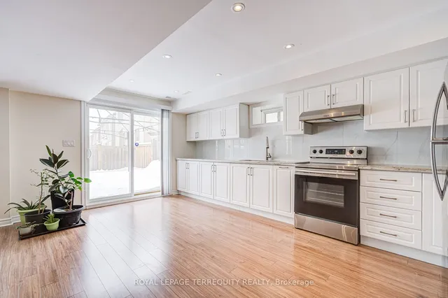 Additional property image - 32 Mistyglen Cres