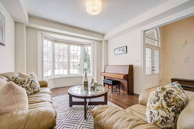 Additional property image - 32 Mistyglen Cres