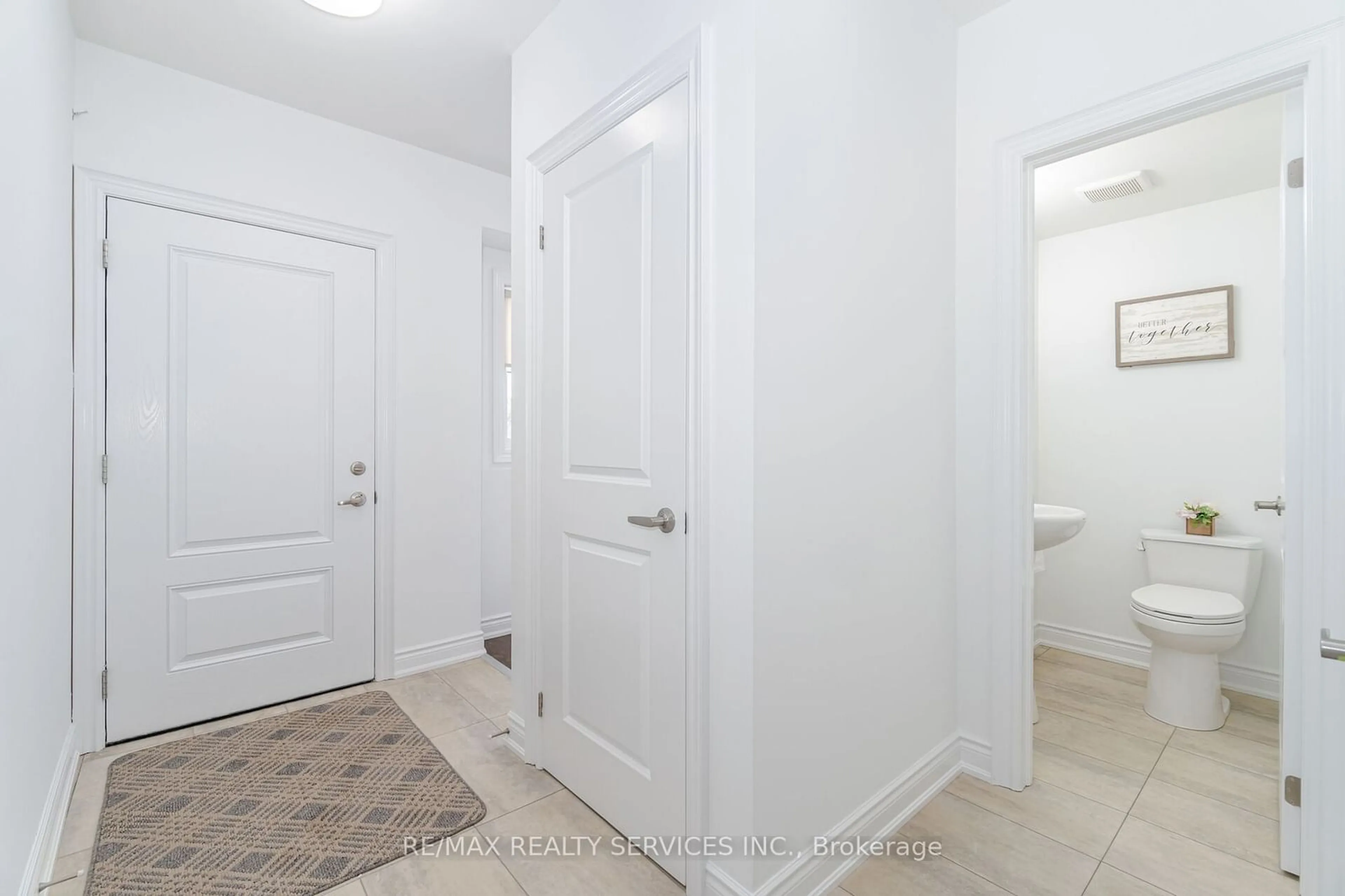 Indoor entryway for 80 Daisy Ave #25, Toronto Ontario M8W 0B7