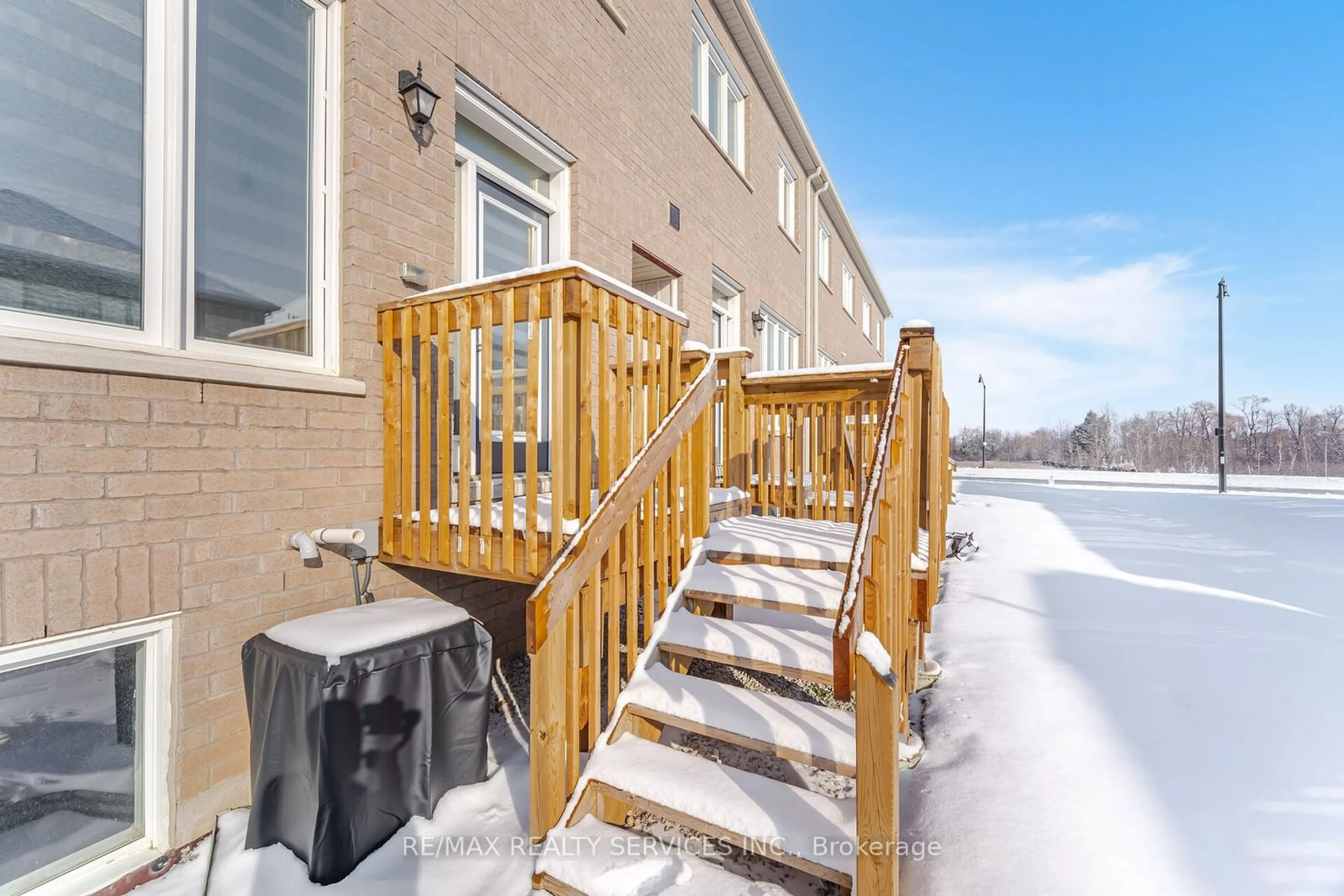 Patio, street for 83 Bermondsey Way, Brampton Ontario L6Y 6K9