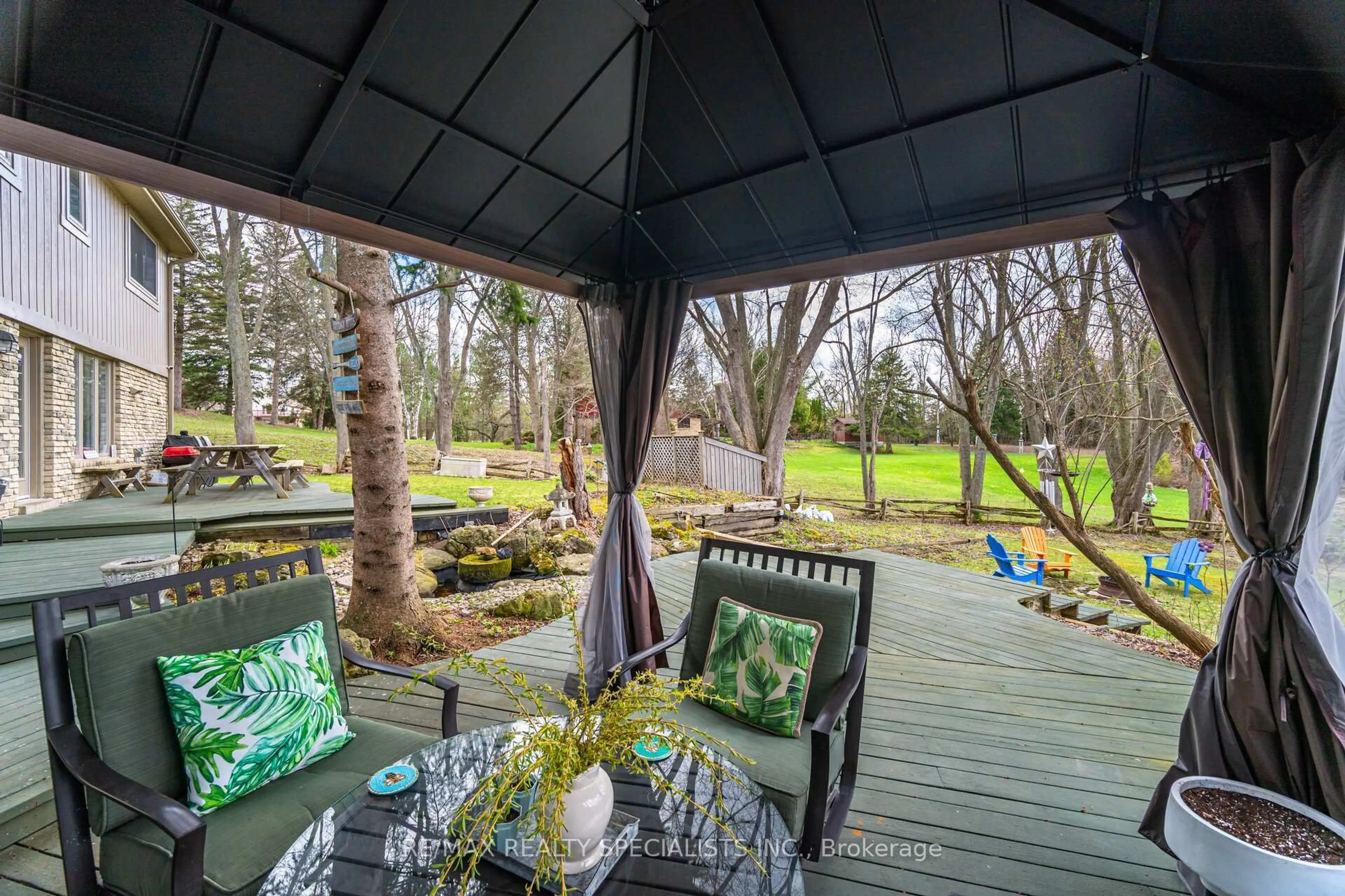 Patio, forest/trees view for 52 Palmer Circ, Caledon Ontario L7E 0A5