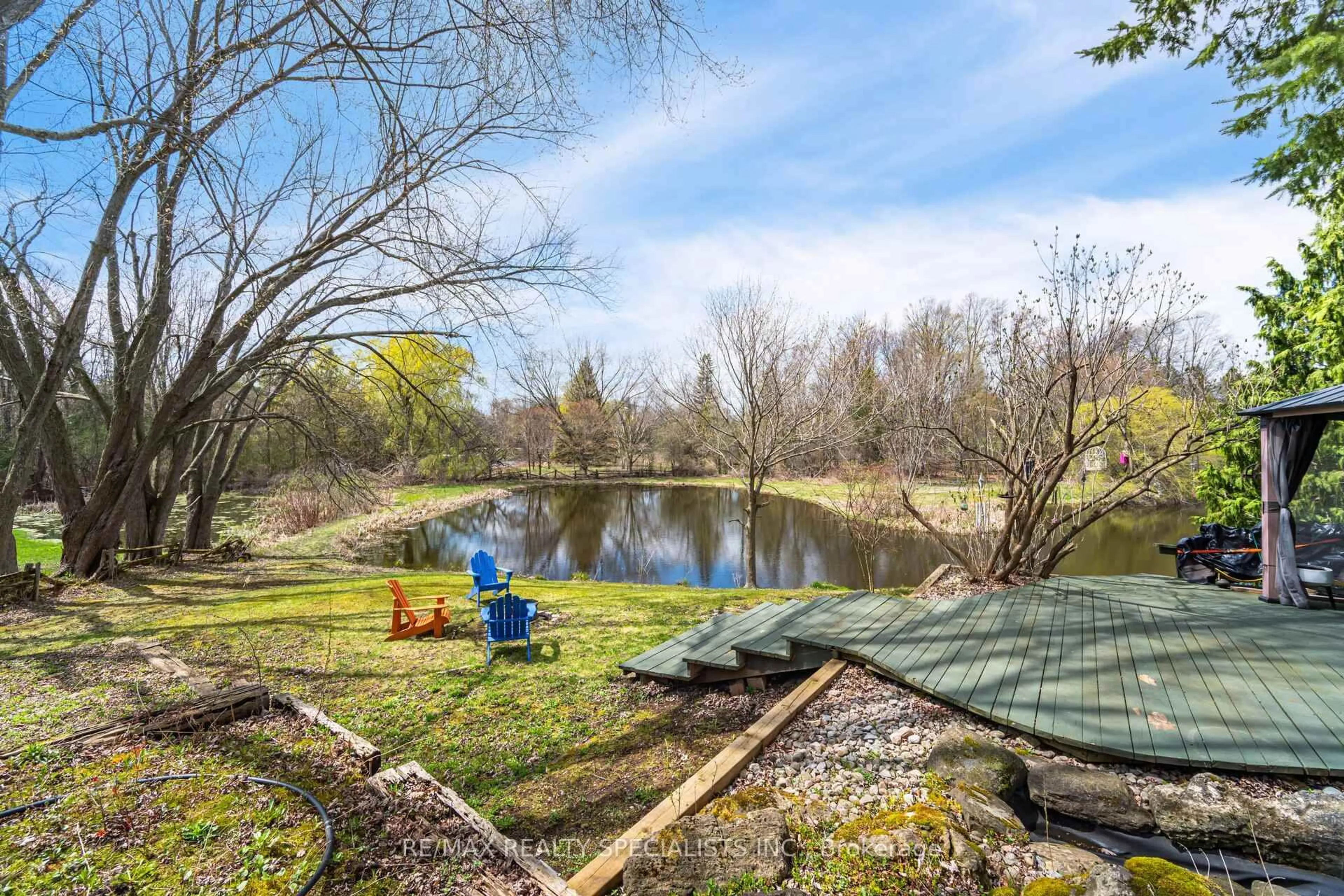 Patio, water/lake/river/ocean view for 52 Palmer Circ, Caledon Ontario L7E 0A5