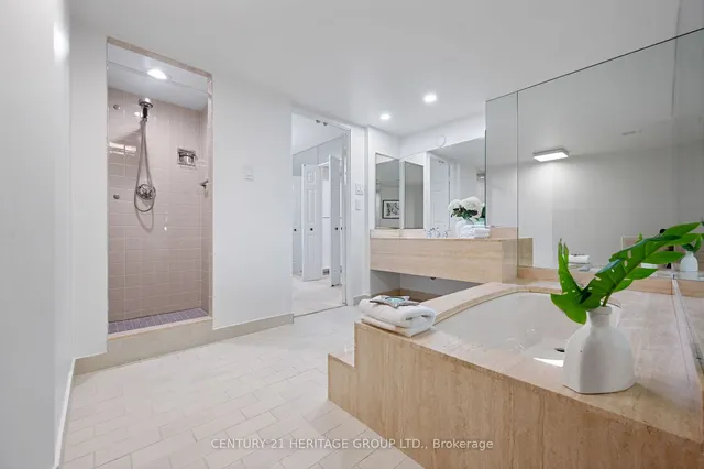 Additional property image - 2010 Islington Ave Unit 1006