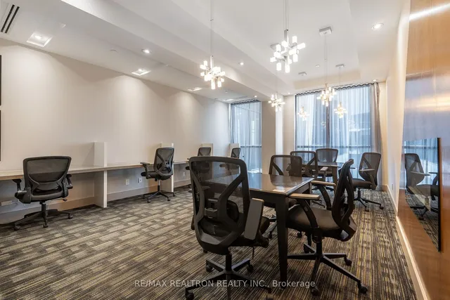 Additional property image - 55 Eglinton Ave Unit 1001