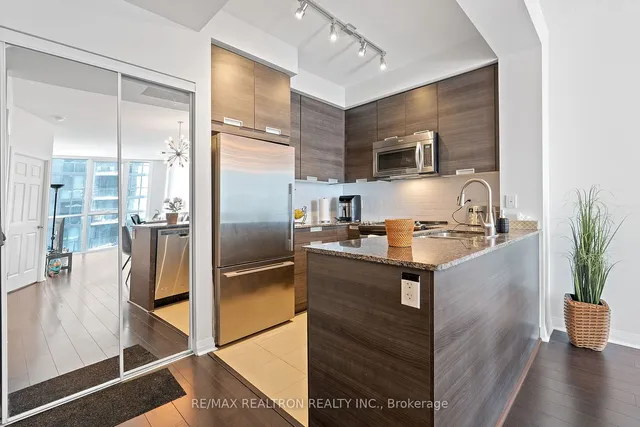 Additional property image - 55 Eglinton Ave Unit 1001