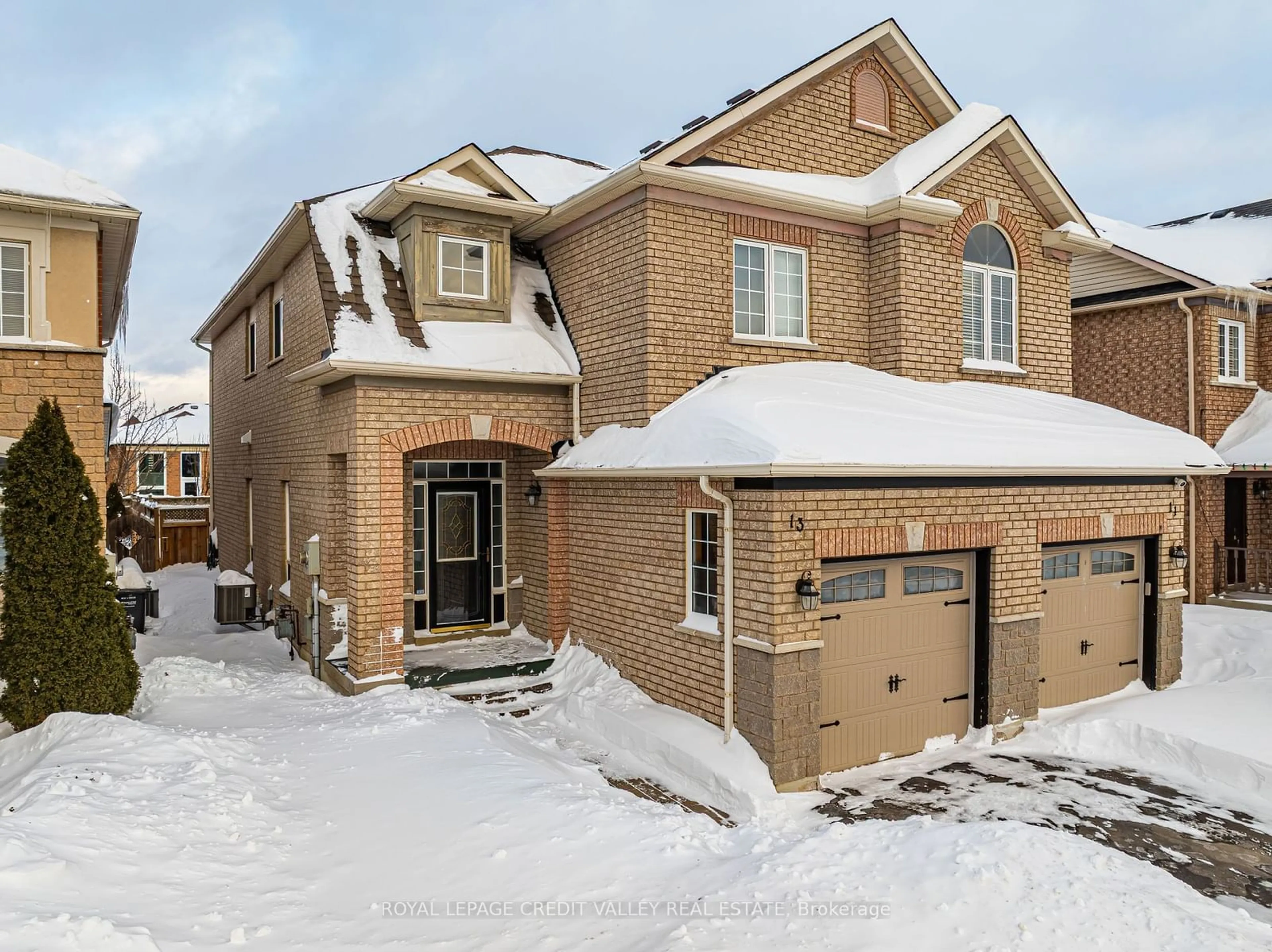 Home with brick exterior material, street for 13 Brookstone Crt, Caledon Ontario L7C 1C7