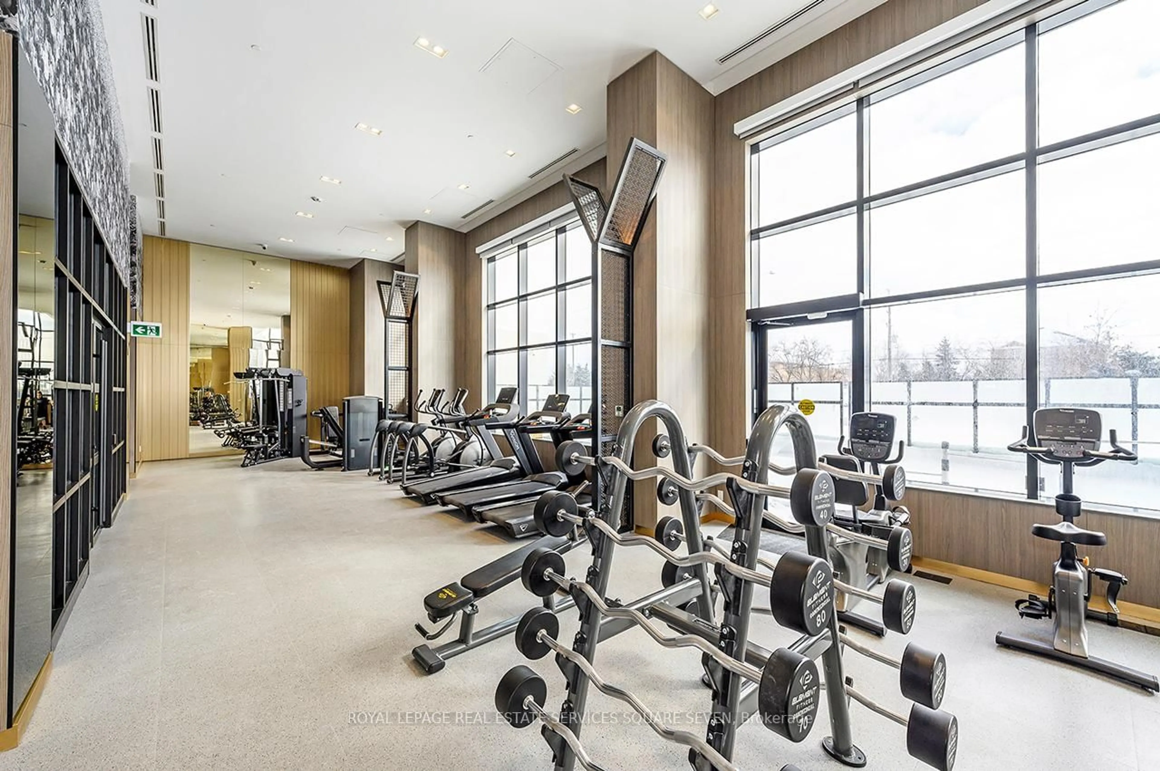 Gym or fitness room for 395 Dundas St #413, Oakville Ontario L6M 4M2