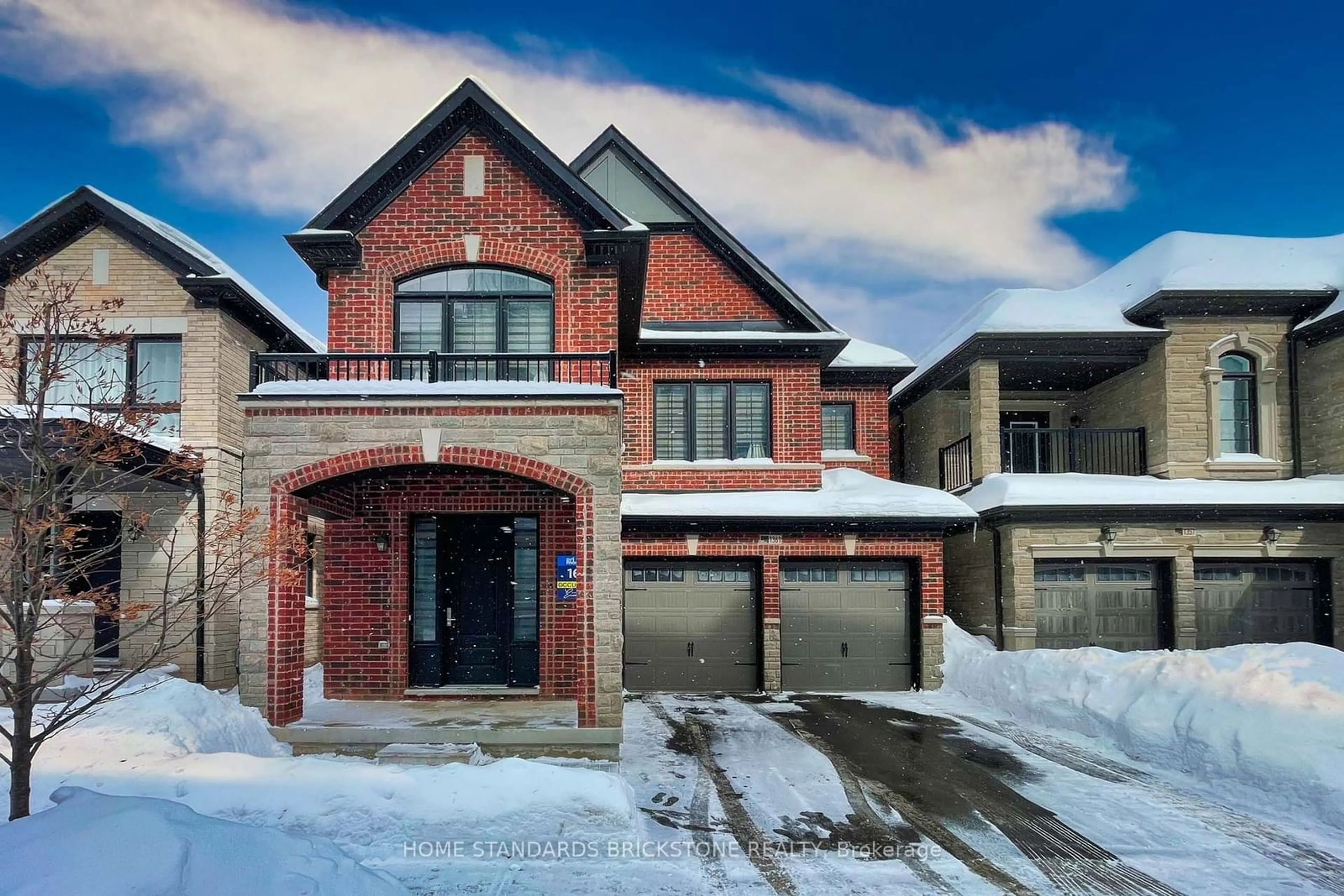 Home with brick exterior material, street for 1361 Yellow Rose Circ, Oakville Ontario L6M 5L3