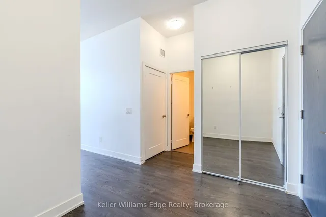 Additional property image - 7 Mabelle Ave Unit PH07