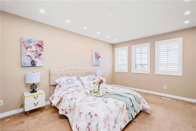 Additional property image - 106 HANSON Cres