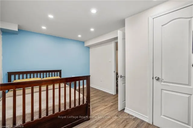 Additional property image - 106 HANSON Cres