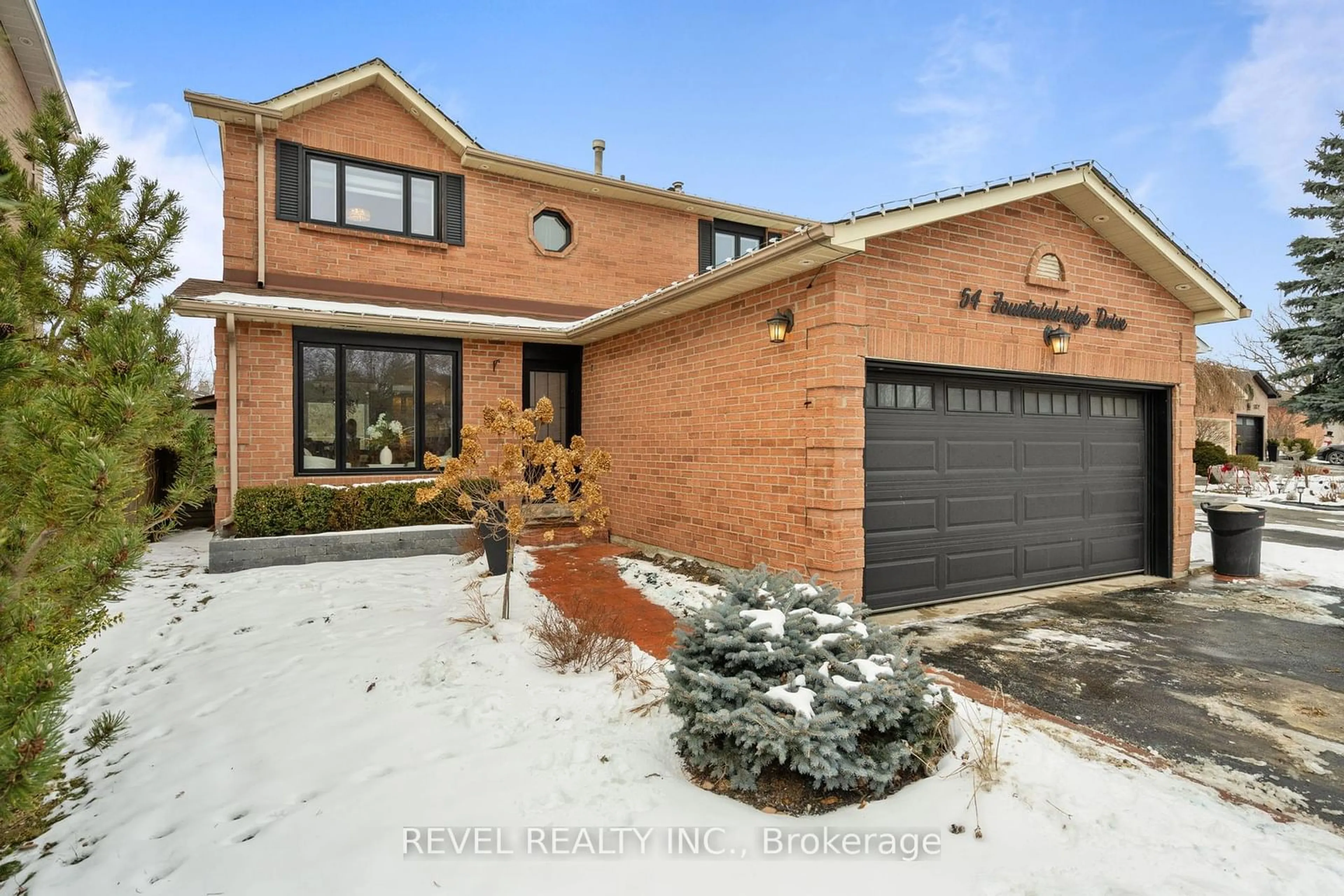 Home with brick exterior material, street for 54 Fountainbridge Dr, Caledon Ontario L7E 1N4