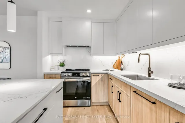 Additional property image - 250 Scarlett Rd Unit 2012