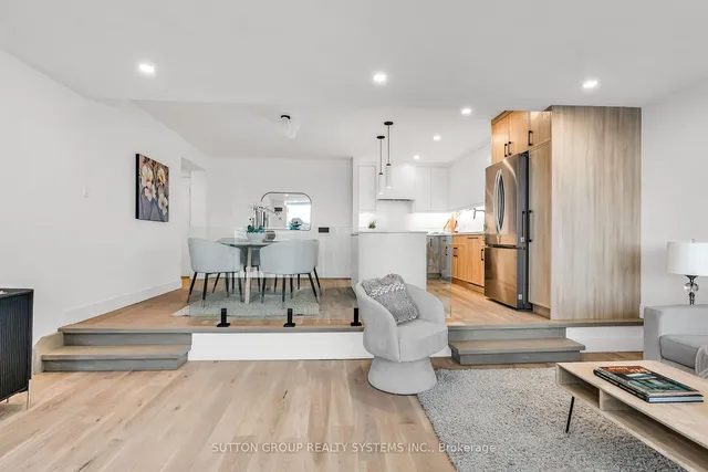 Additional property image - 250 Scarlett Rd Unit 2012