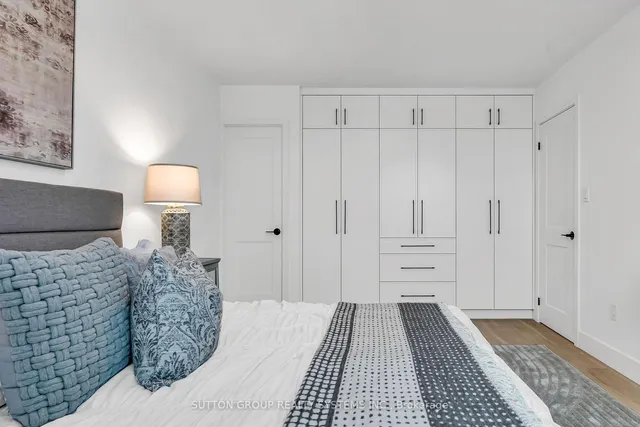 Additional property image - 250 Scarlett Rd Unit 2012