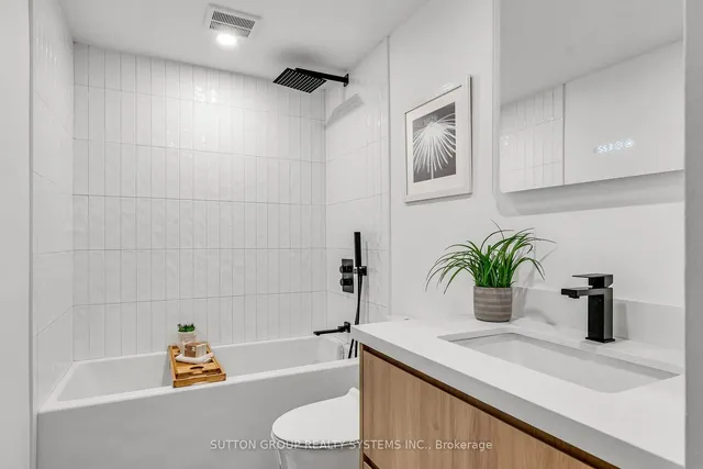 Additional property image - 250 Scarlett Rd Unit 2012