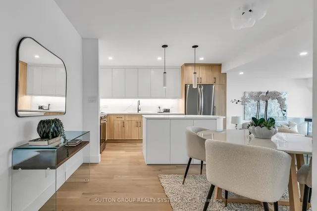 Additional property image - 250 Scarlett Rd Unit 2012