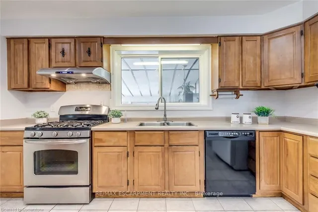 Additional property image - 2377 Barclay Rd