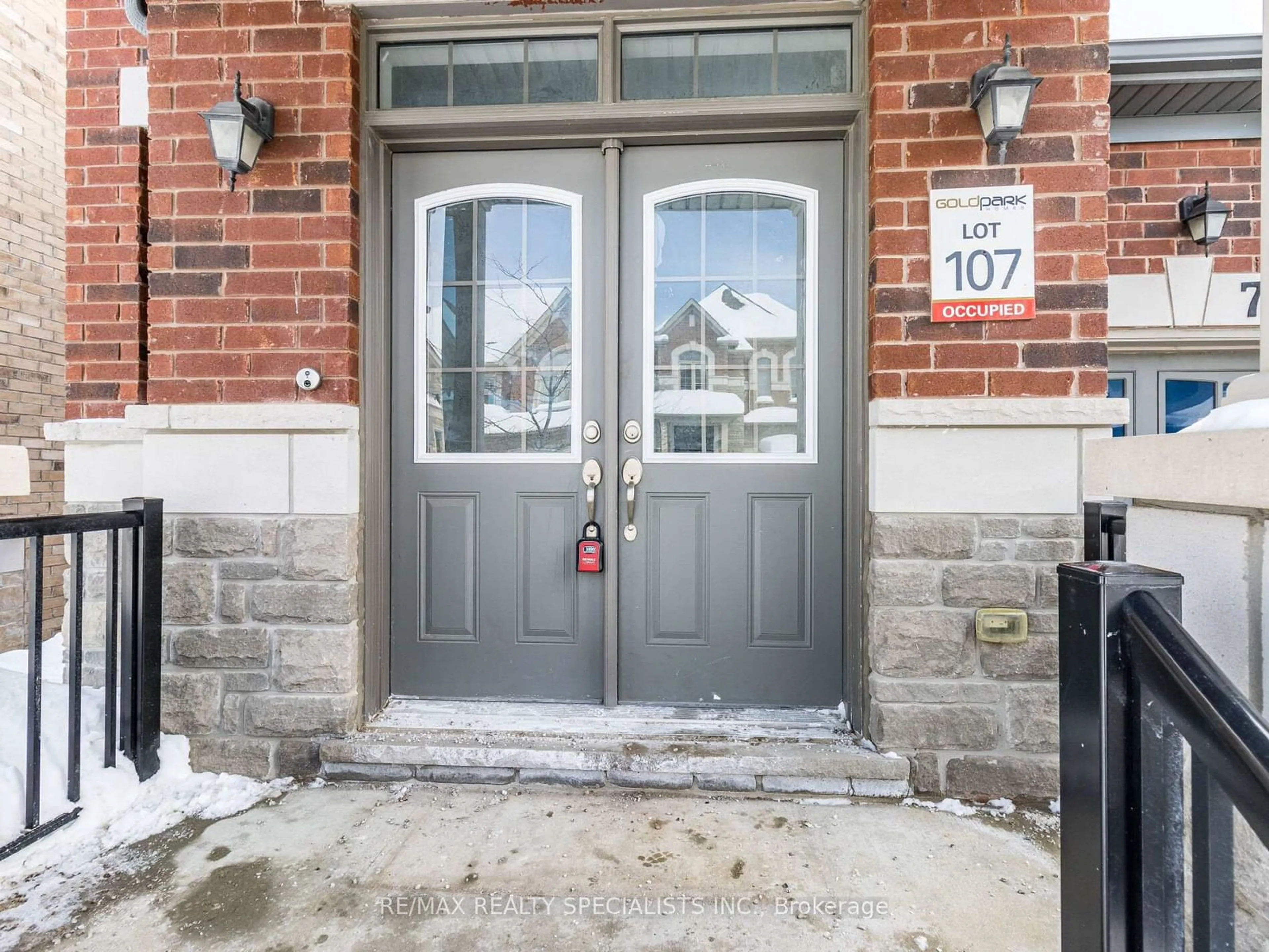 Indoor entryway for 78 Roulette Cres, Brampton Ontario L7A 4R6