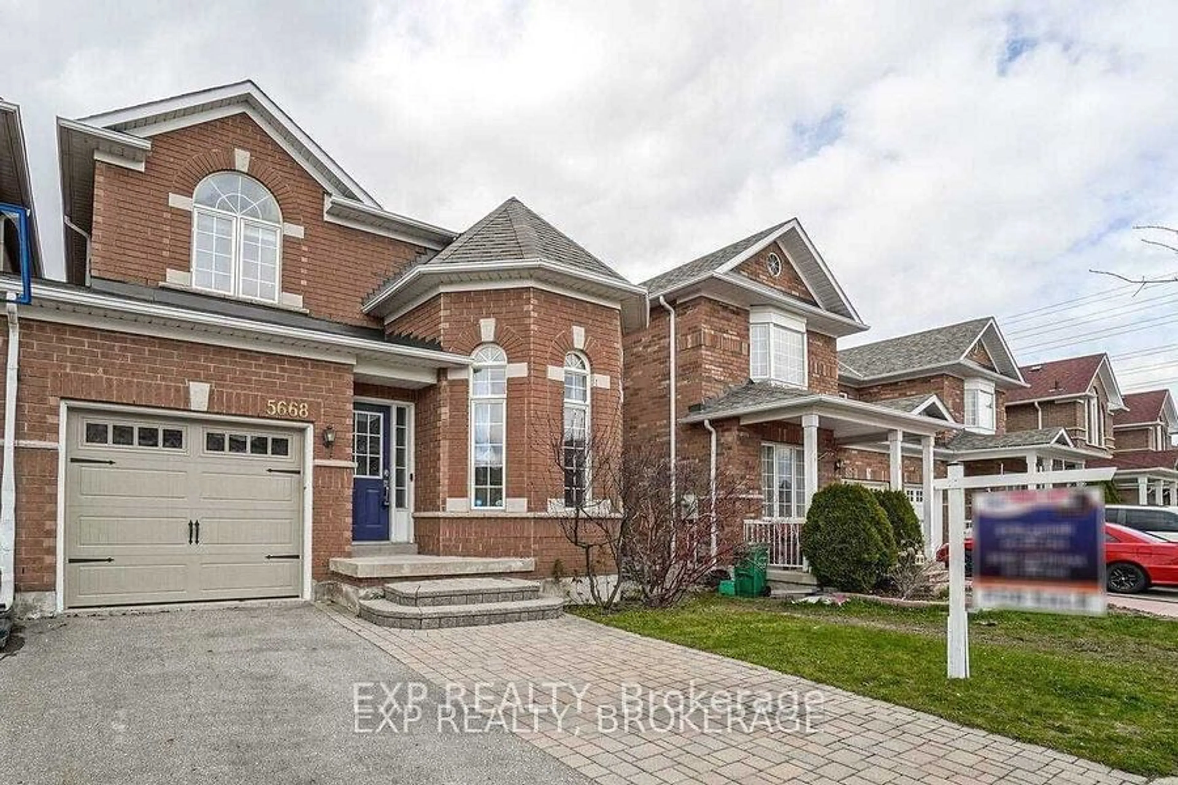 Home with brick exterior material, street for 5668 Dolmite Hts, Mississauga Ontario L5M 7B5