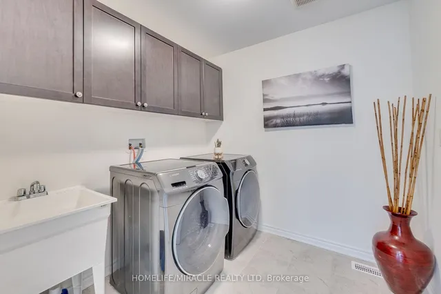 Additional image 8 of 1331 Rose Way