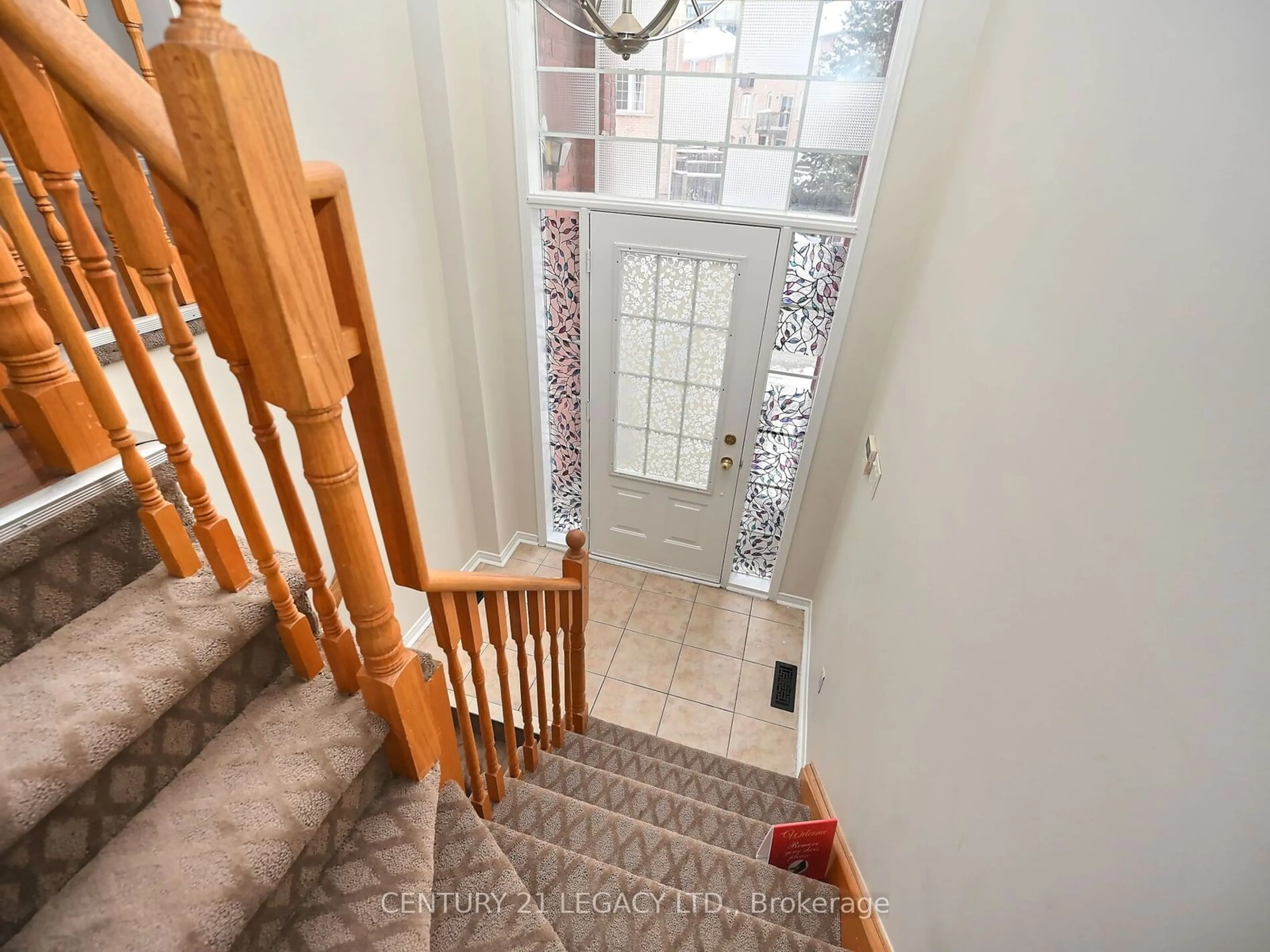 Stairs for 48 Bernard Ave, Brampton Ontario L6Y 5S4