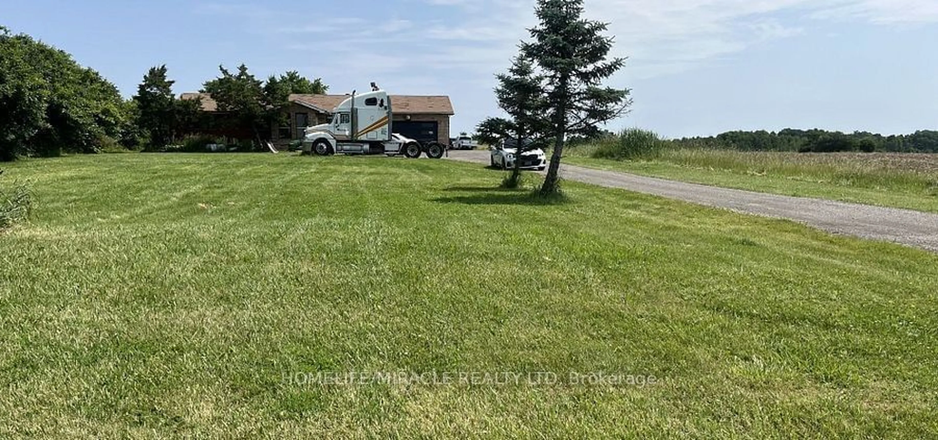 A pic from outside/outdoor area/front of a property/back of a property/a pic from drone, street for 13393 Hurontario St, Caledon Ontario L7C 2C8