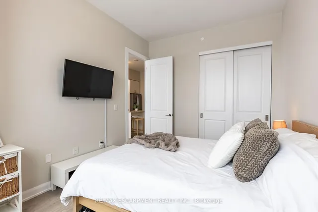 Additional property image - 3200 William Colston Ave Unit 1405