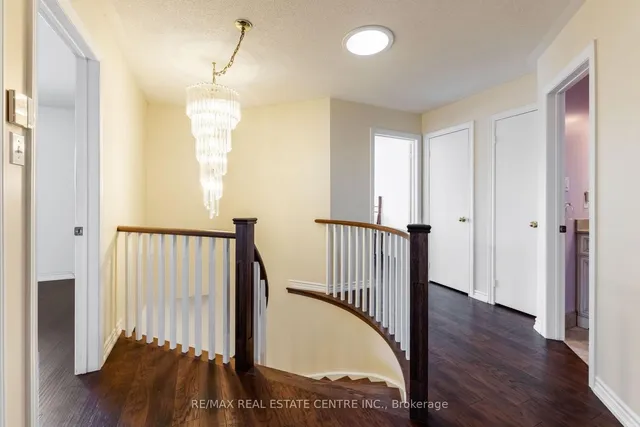Additional image 16 of 112 Ravenscliffe Crt