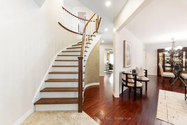 Additional image 33 of 112 Ravenscliffe Crt
