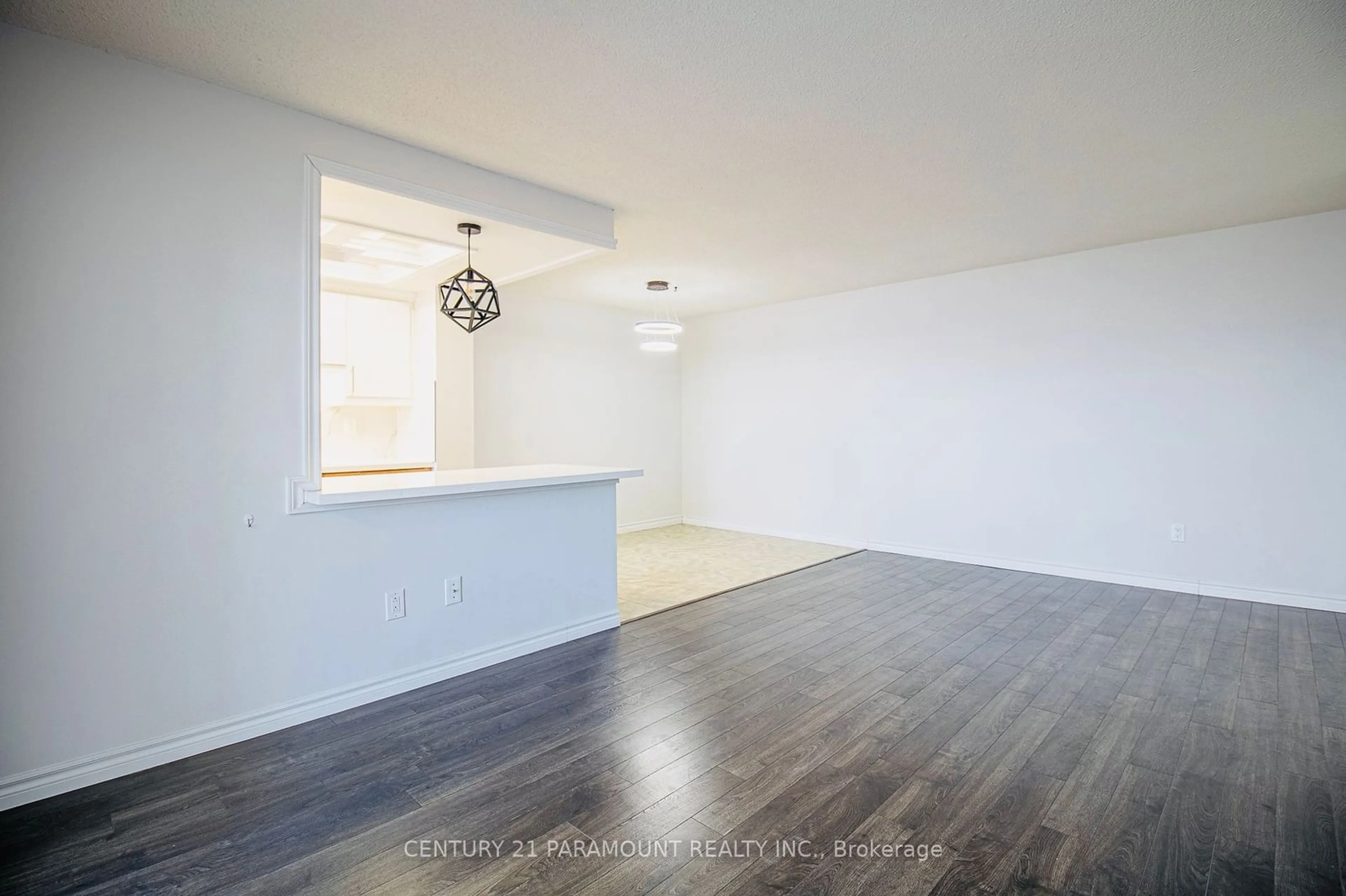 A pic of a room for 100 County Court Blvd #1802, Brampton Ontario L6W 3X1