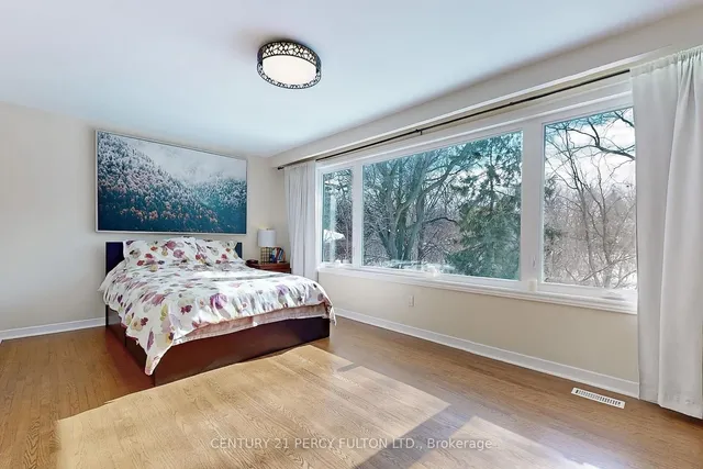 Additional property image - 3284 Lonefeather Cres