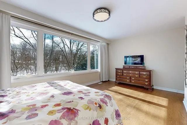 Additional property image - 3284 Lonefeather Cres