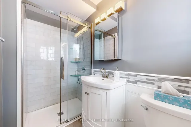 Additional property image - 3284 Lonefeather Cres