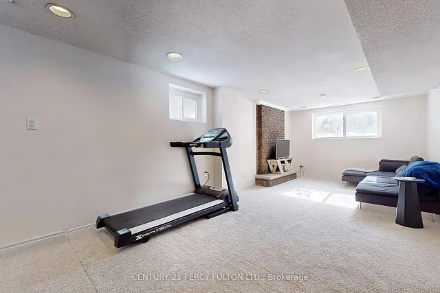 Additional property image - 3284 Lonefeather Cres