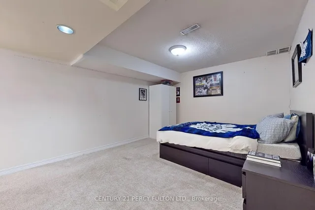 Additional property image - 3284 Lonefeather Cres